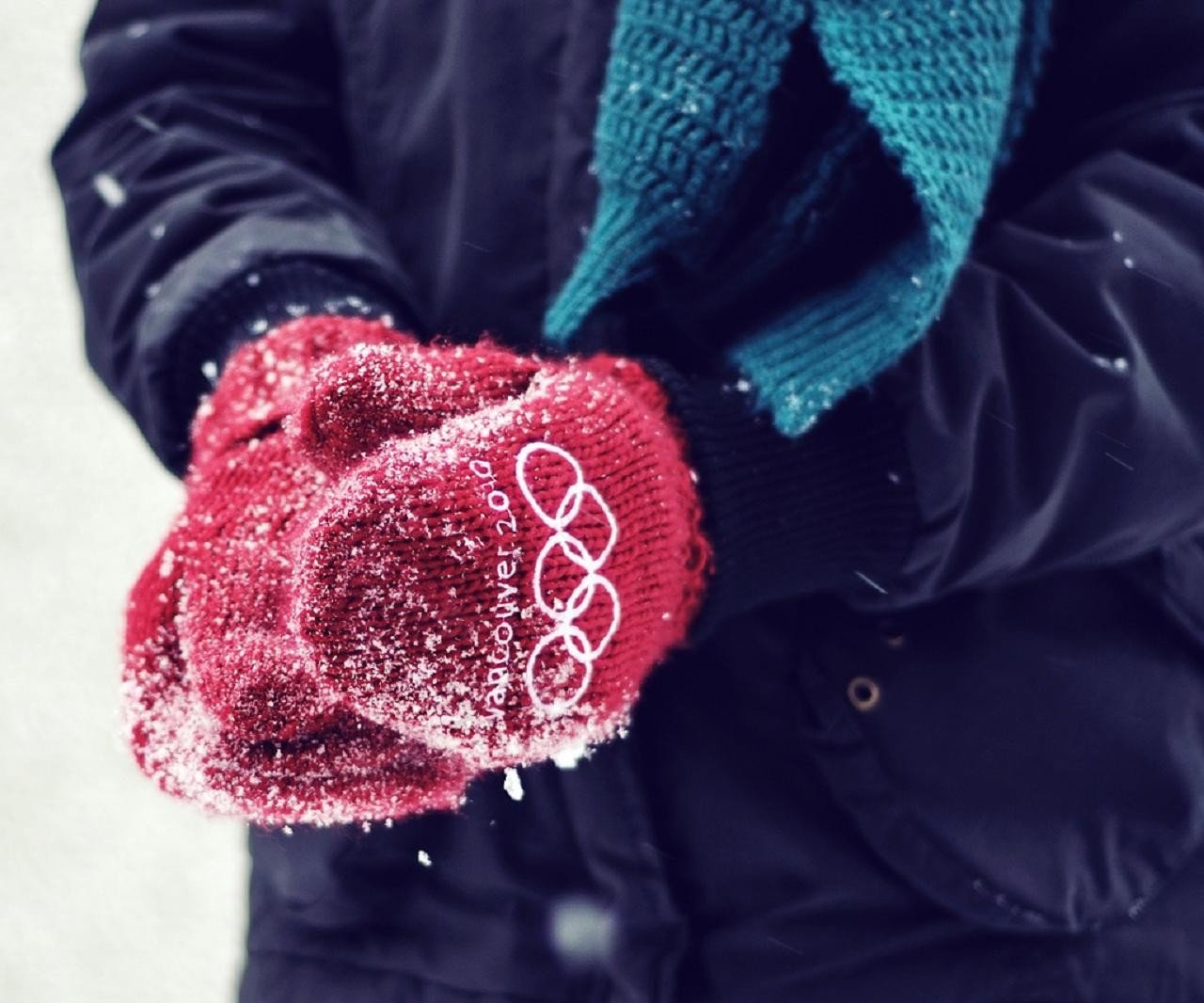 rot olympisch handschuhe vancouver 2010