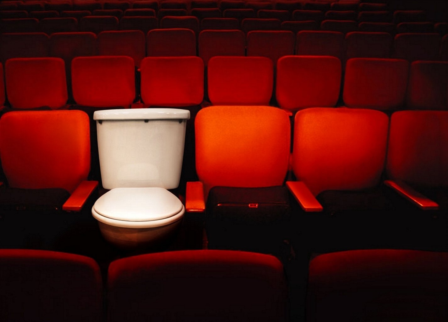 cinema posti a sedere toilette