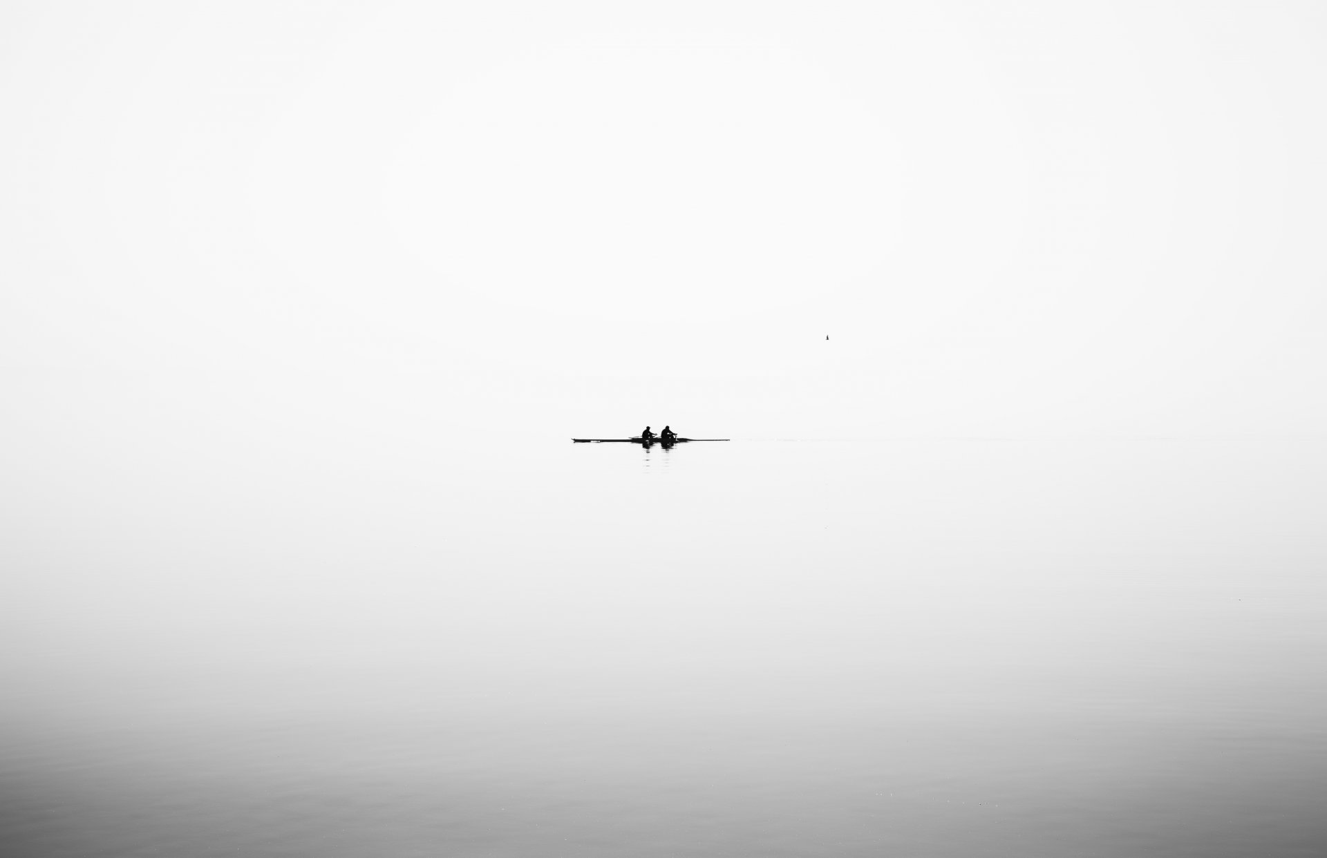 fiume barca minimalismo