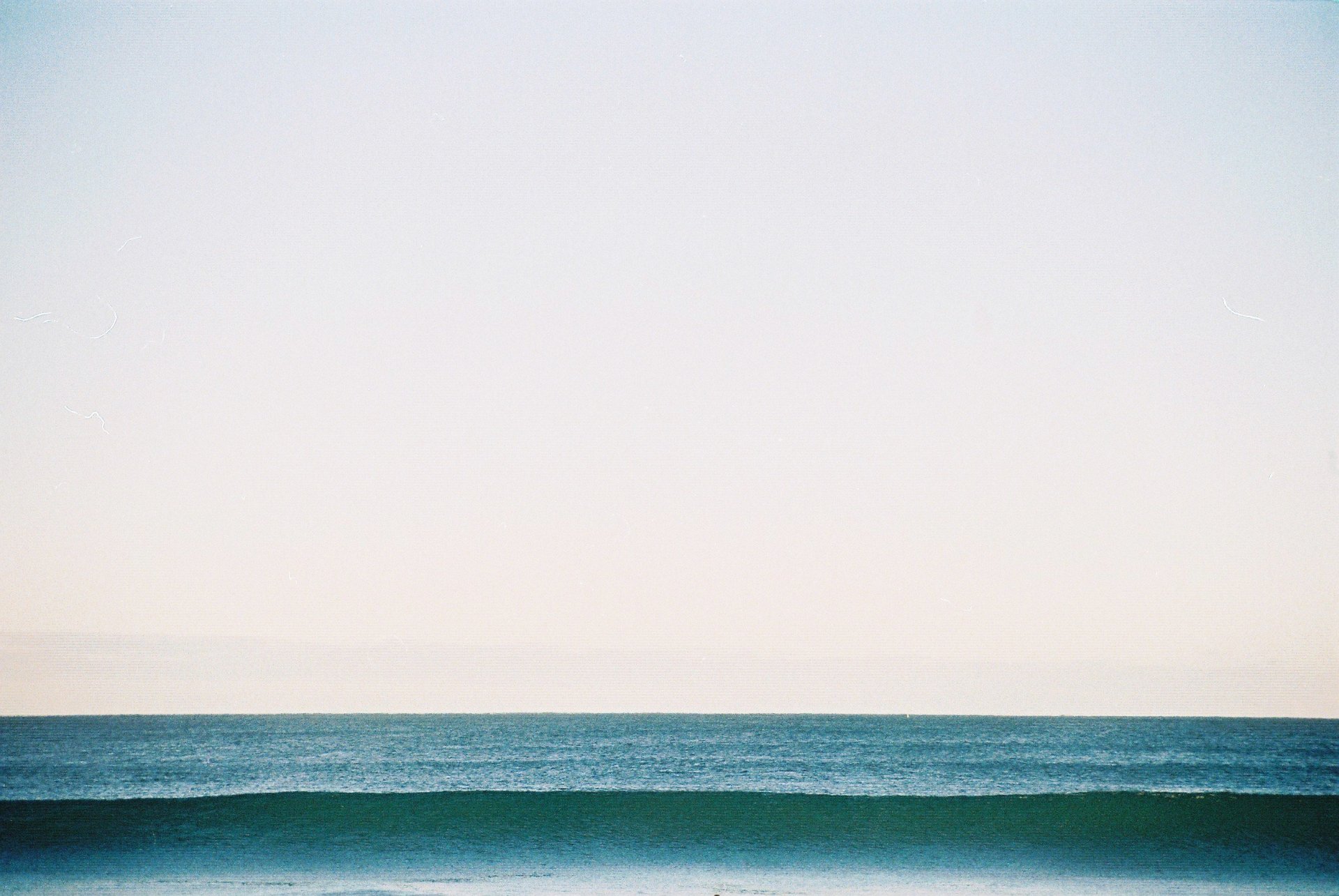 mare onde orizzonte