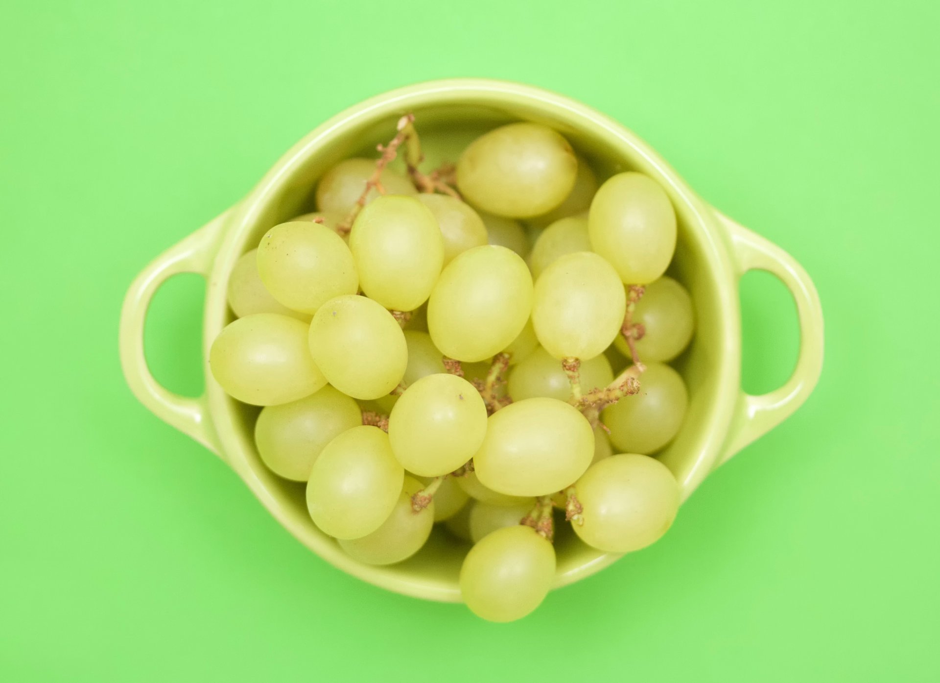 green cubed grapes cup