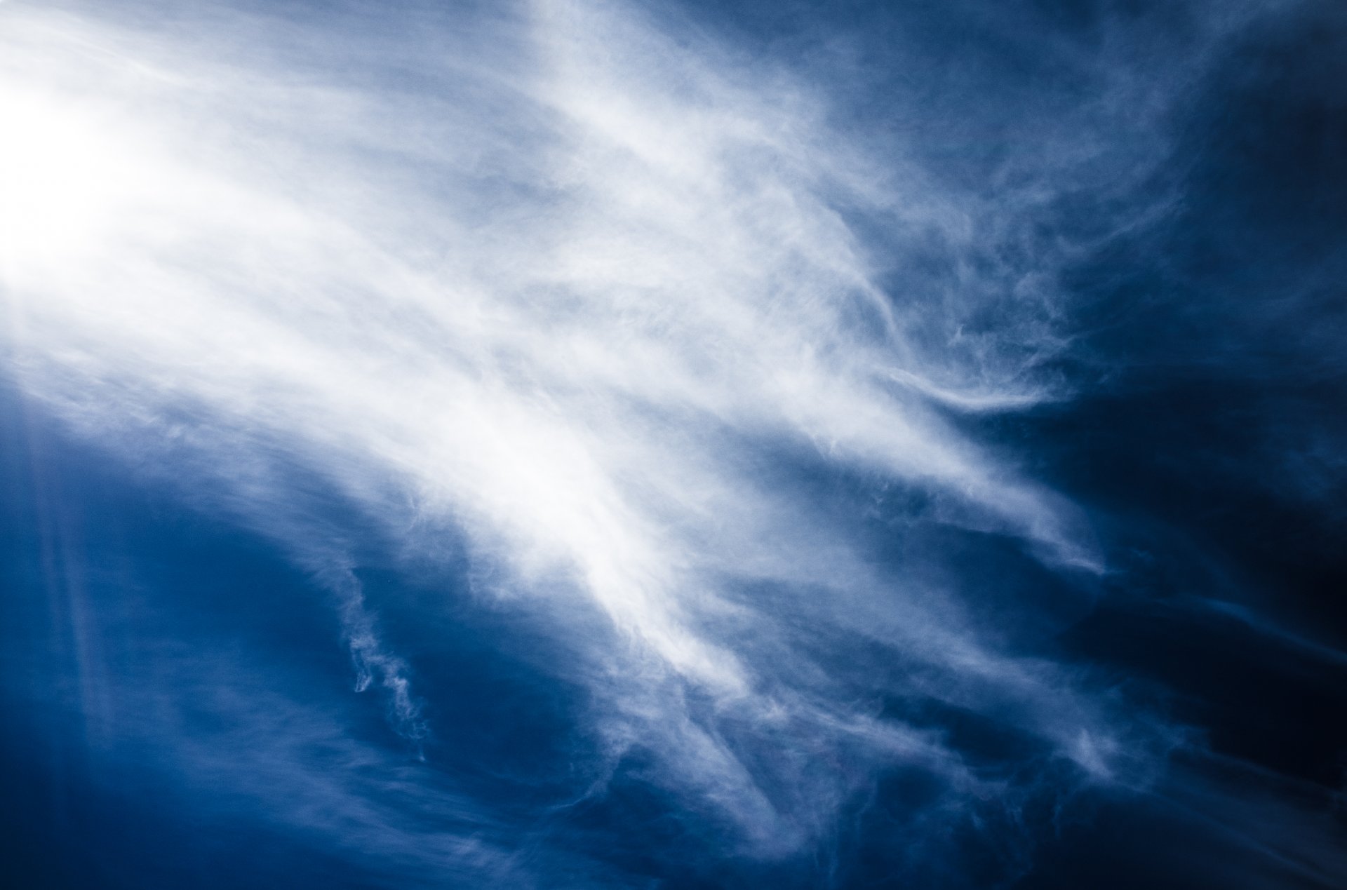 ciel nuages couches pennées