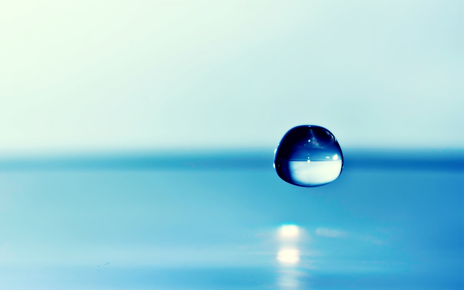 water drop background blue focu