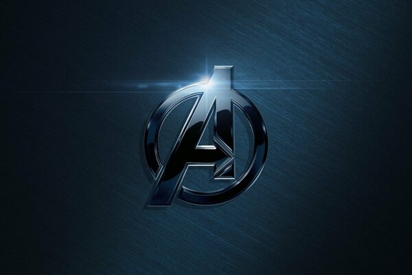 Granatowe logo Avengers