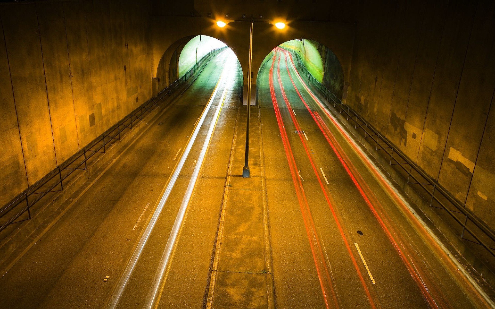 route tunnel lumières