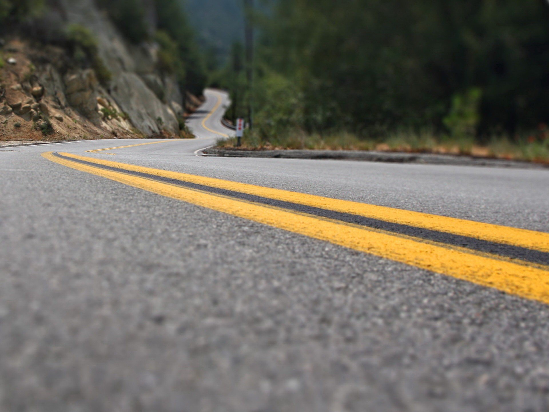 road line asphalt