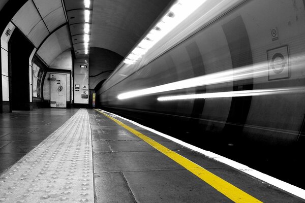 Black and white clean tunnel in the subway