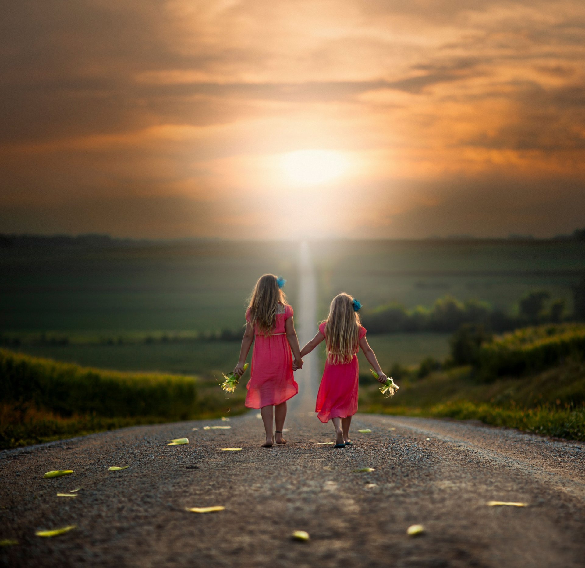 chicas camino maíz espacio camino