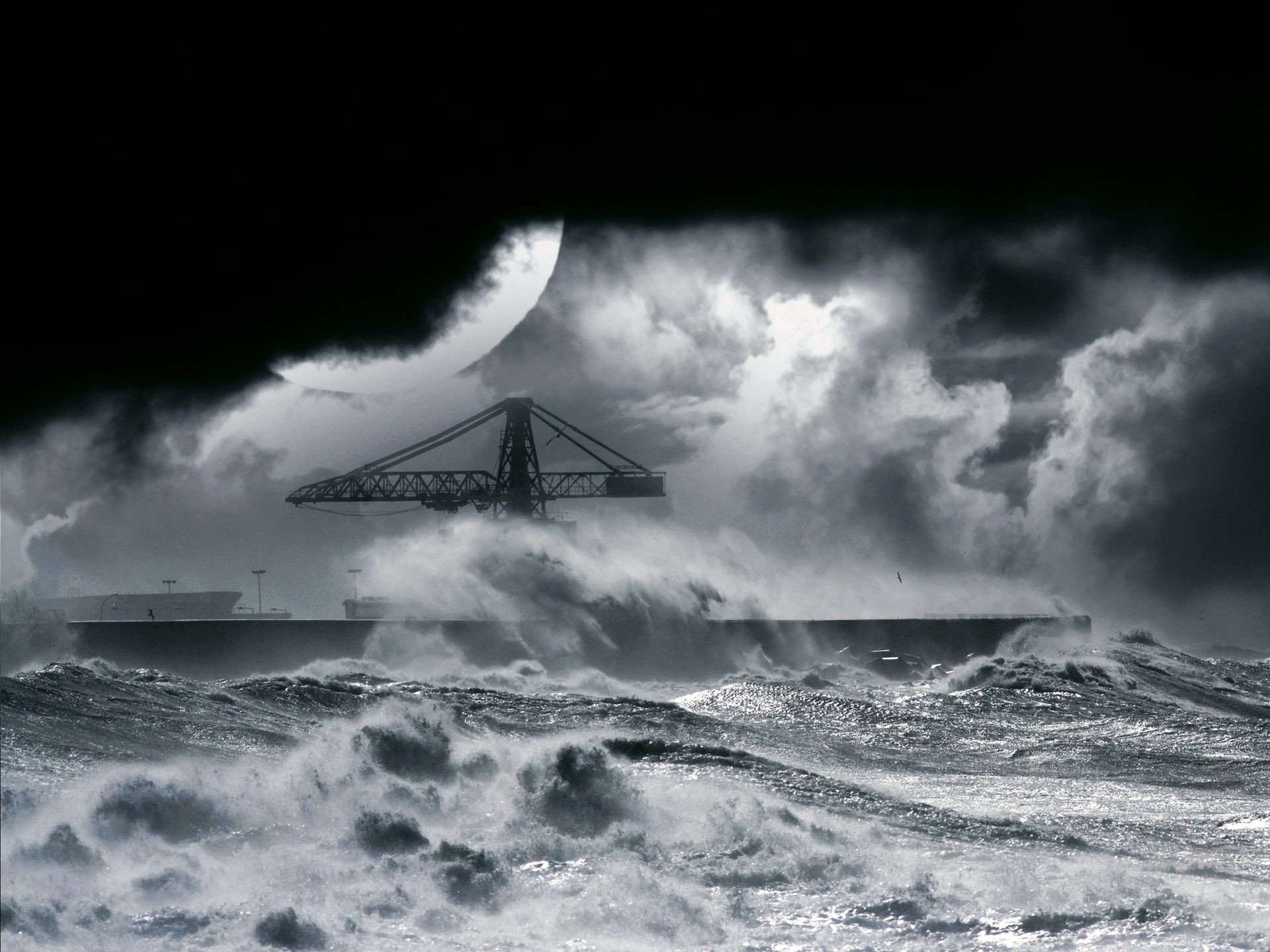 mare oceano molo molo porto gru tempesta onde elemento vento spruzzi schiuma notte luna