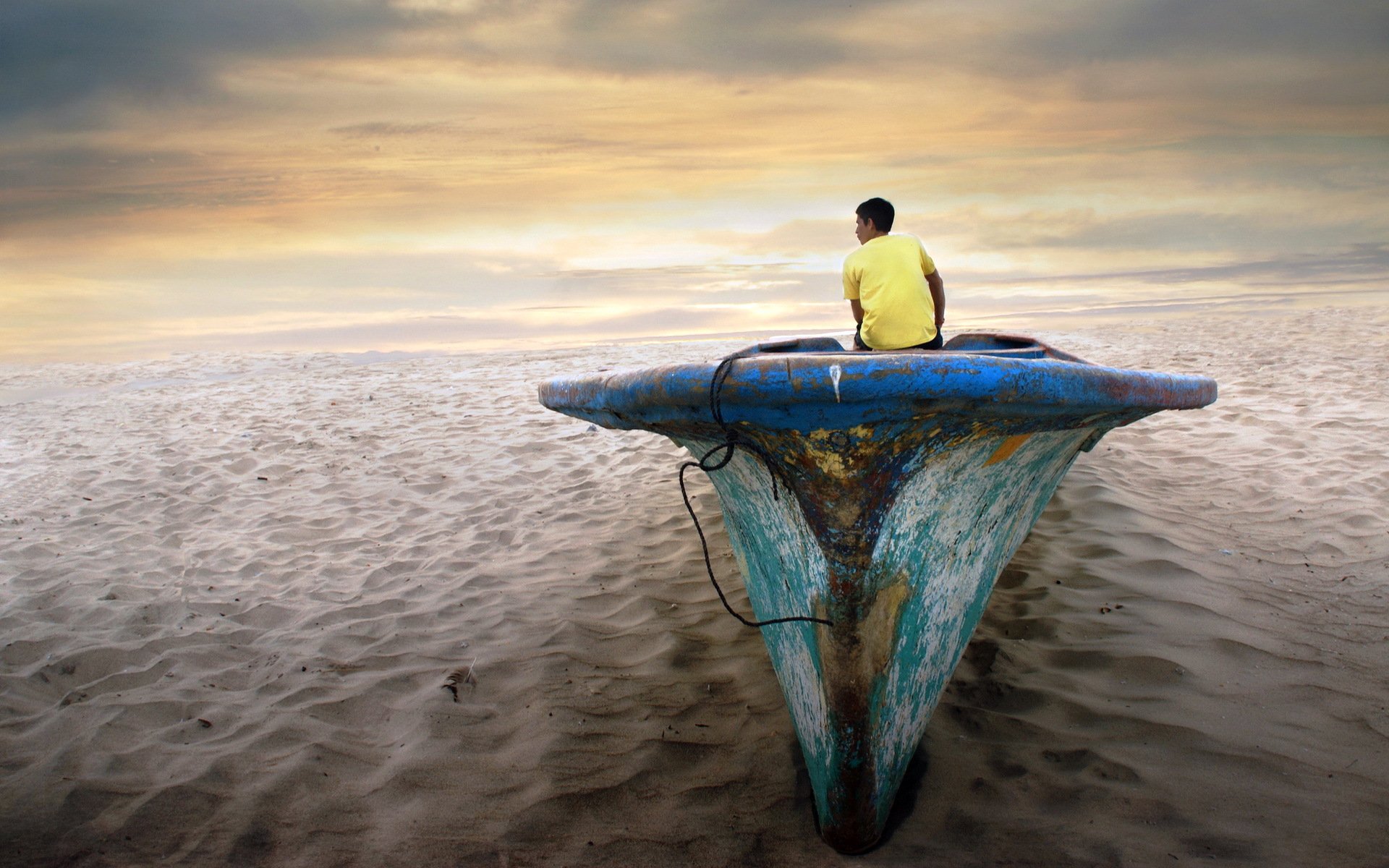 le gars le désert le bateau la situation