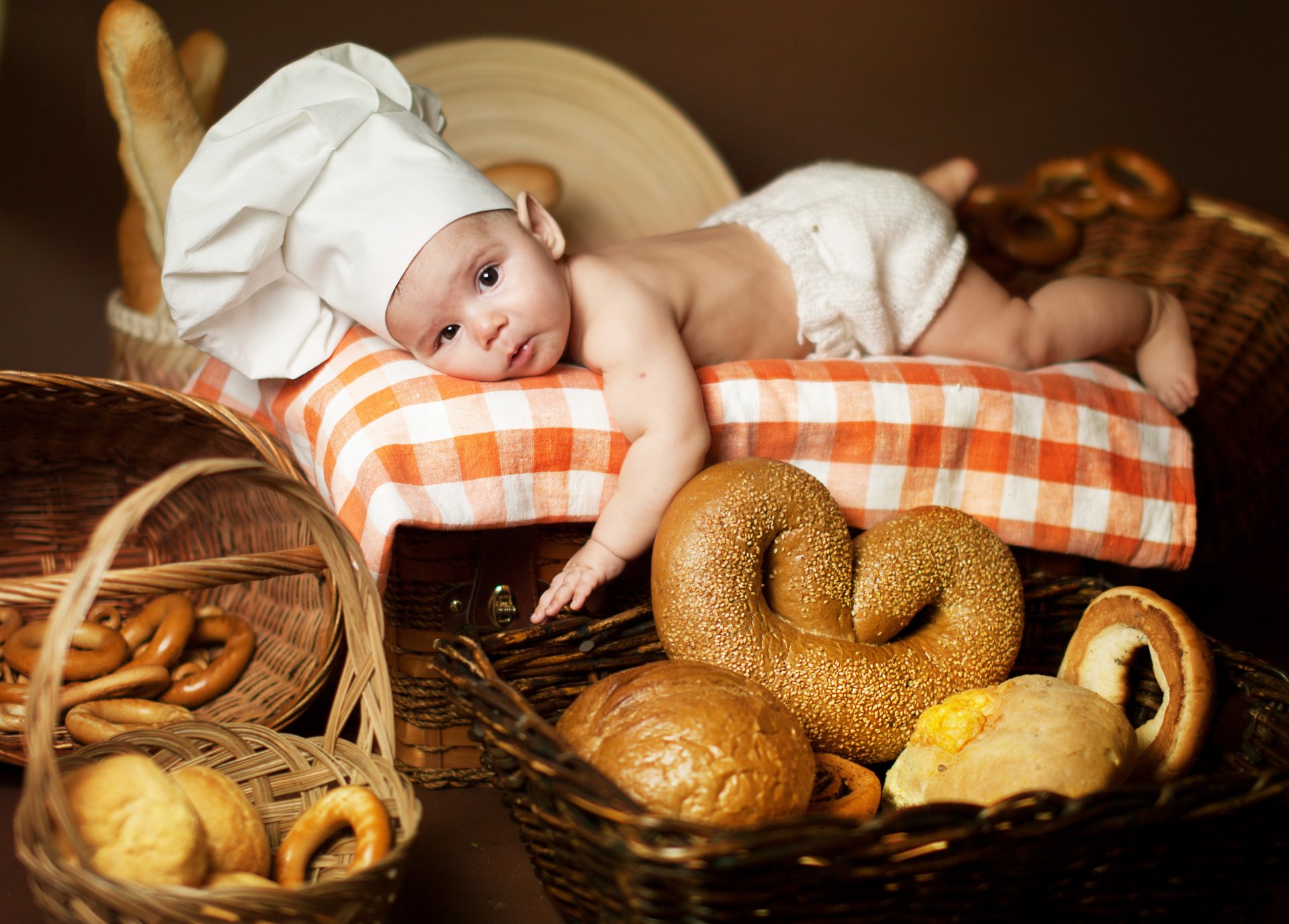 anna levankova children babe povarёnok cap is bread rolls donut pretzel tablecloth bagel