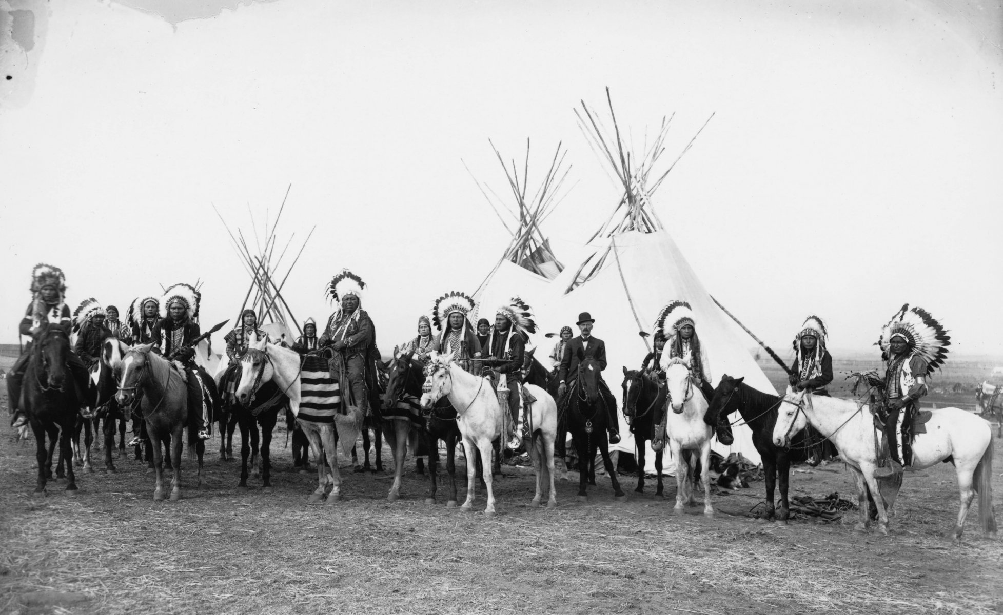 indians horse lodge feathers retro vintage photo black and white