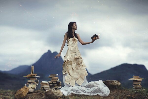 La chica en el vestido original de las páginas del libro