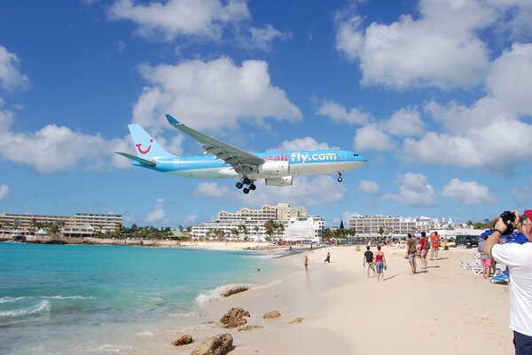 Foto vom Flugzeug am Maho Beach