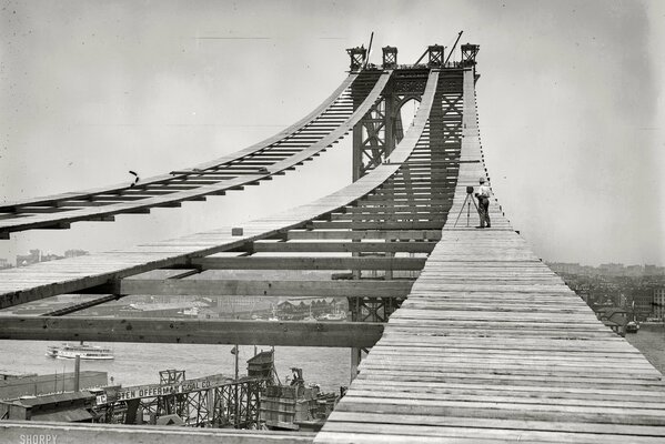 Puente en una foto en blanco y negro en estilo retro