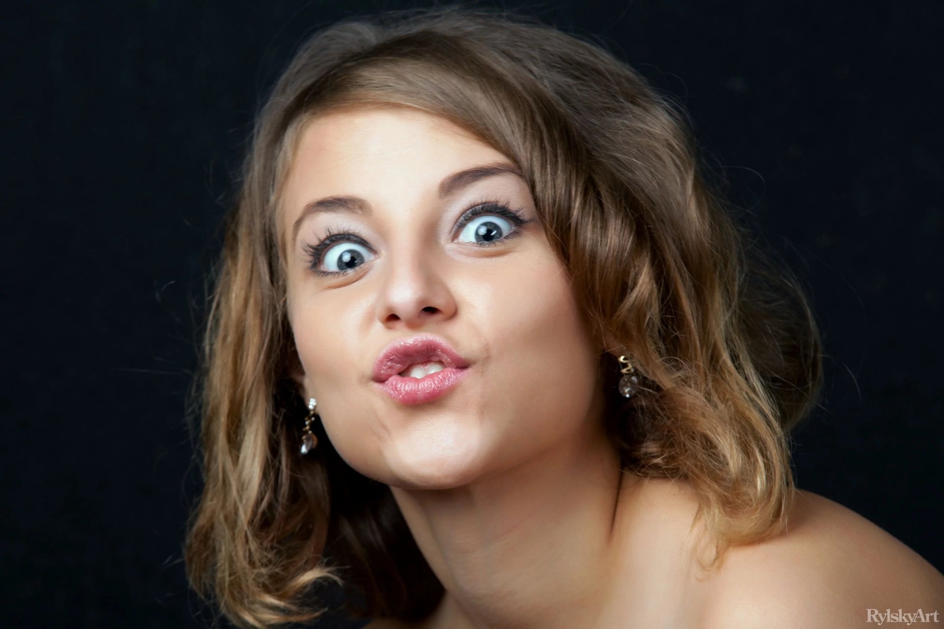 nikiya charm incredible wonderful beauty brilliant eyes interesting lips makeup irresistible strange face nikiya a nikiya rylsky metart art pure eye desirable yell neck hair worship goddess minerva blue g