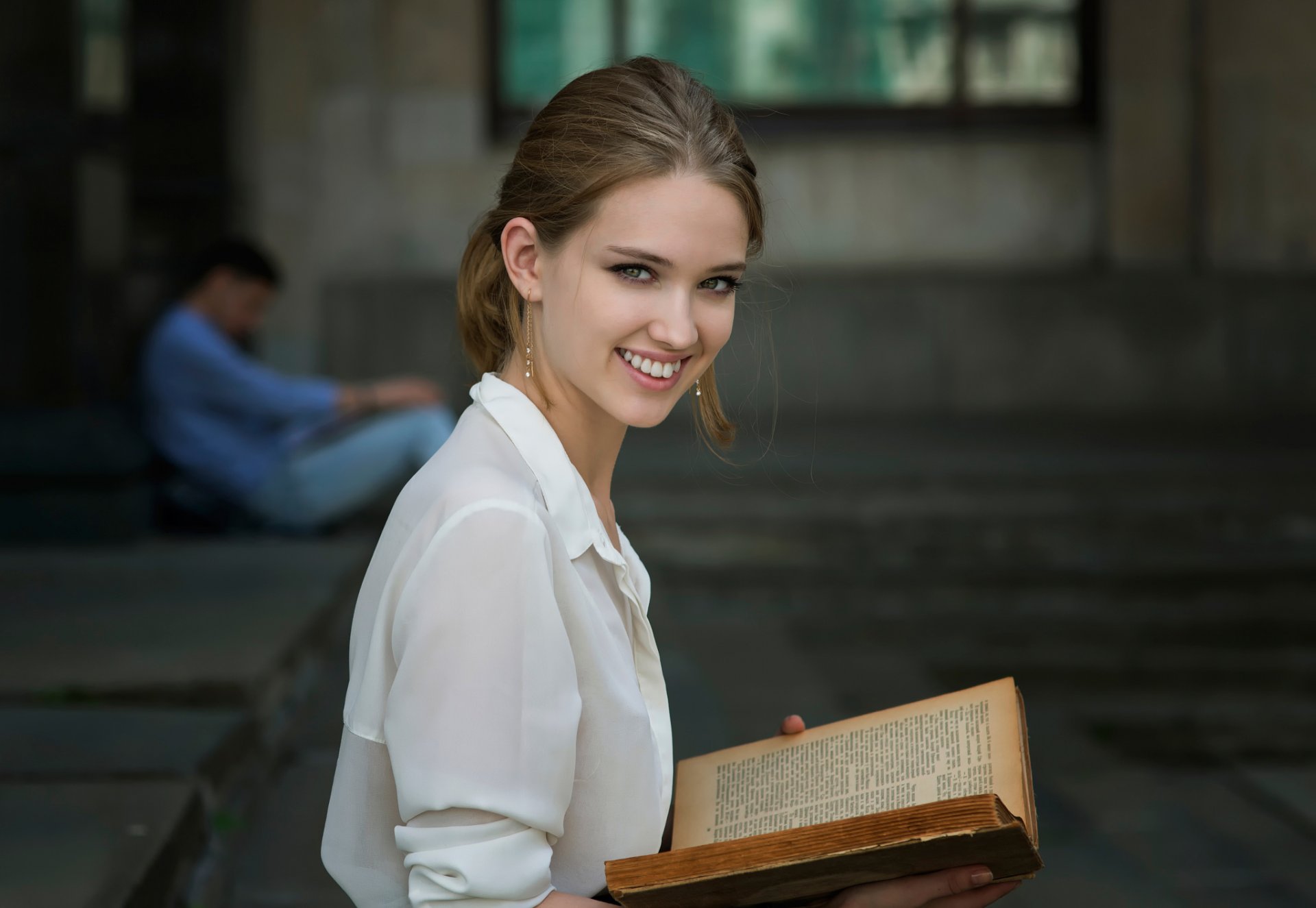 die meisten lesen nation mädchen lachen buch lesen dennis hefe