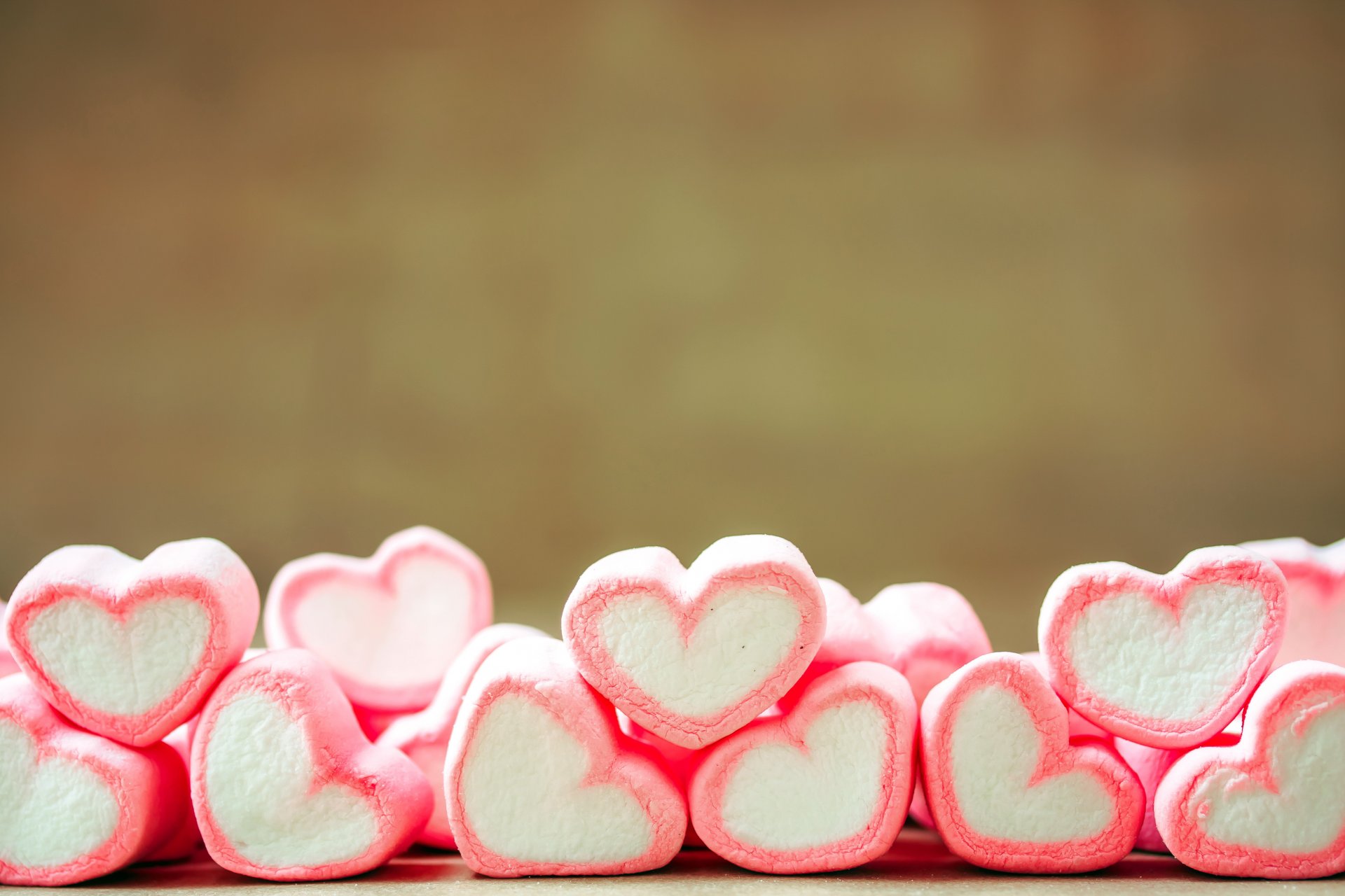 caramelle amore romantico romanticismo dolce marshmallow cuori