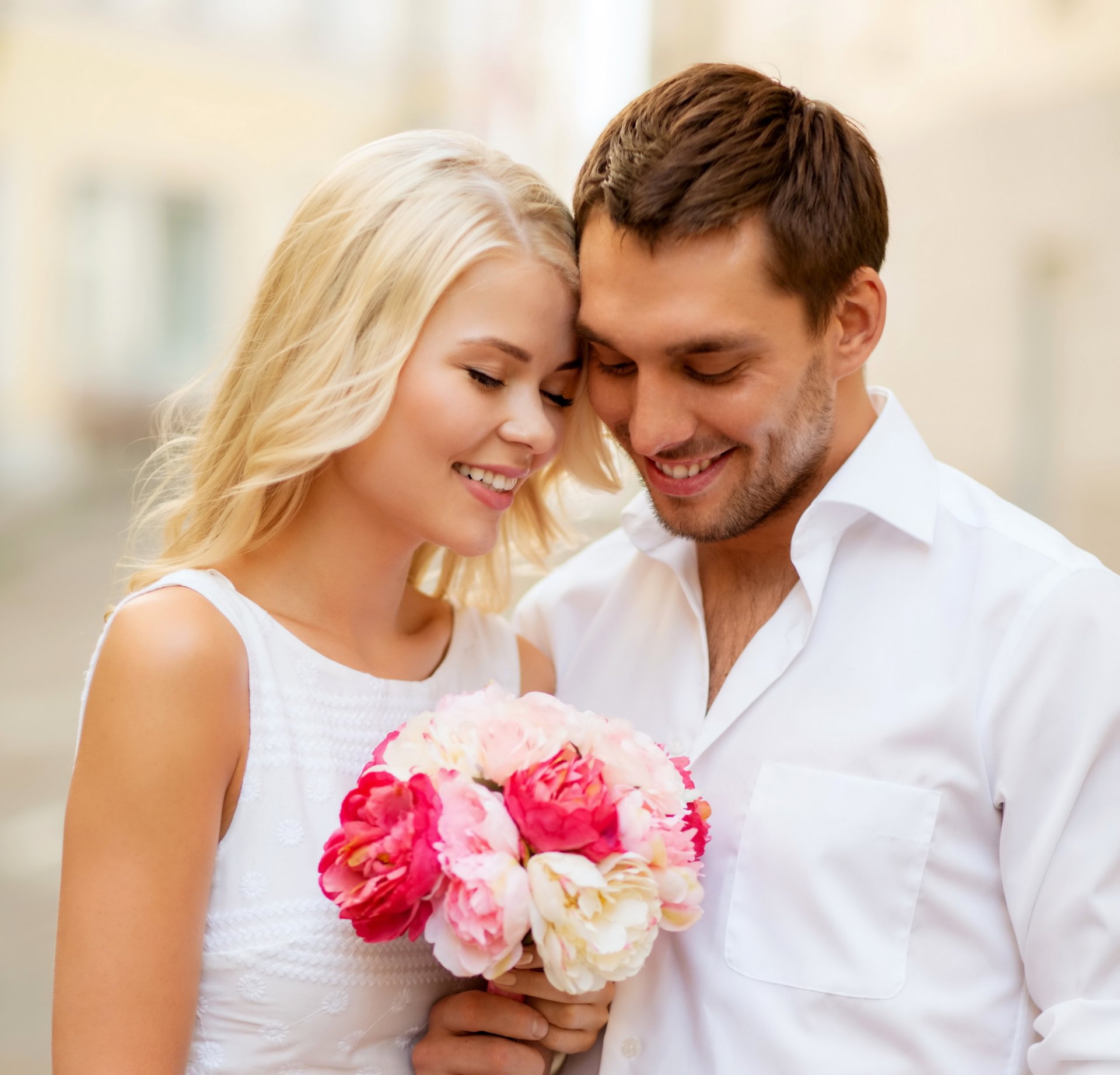 felice fiori romanzi rosa estate incontri strada amore gioia felicità coppia