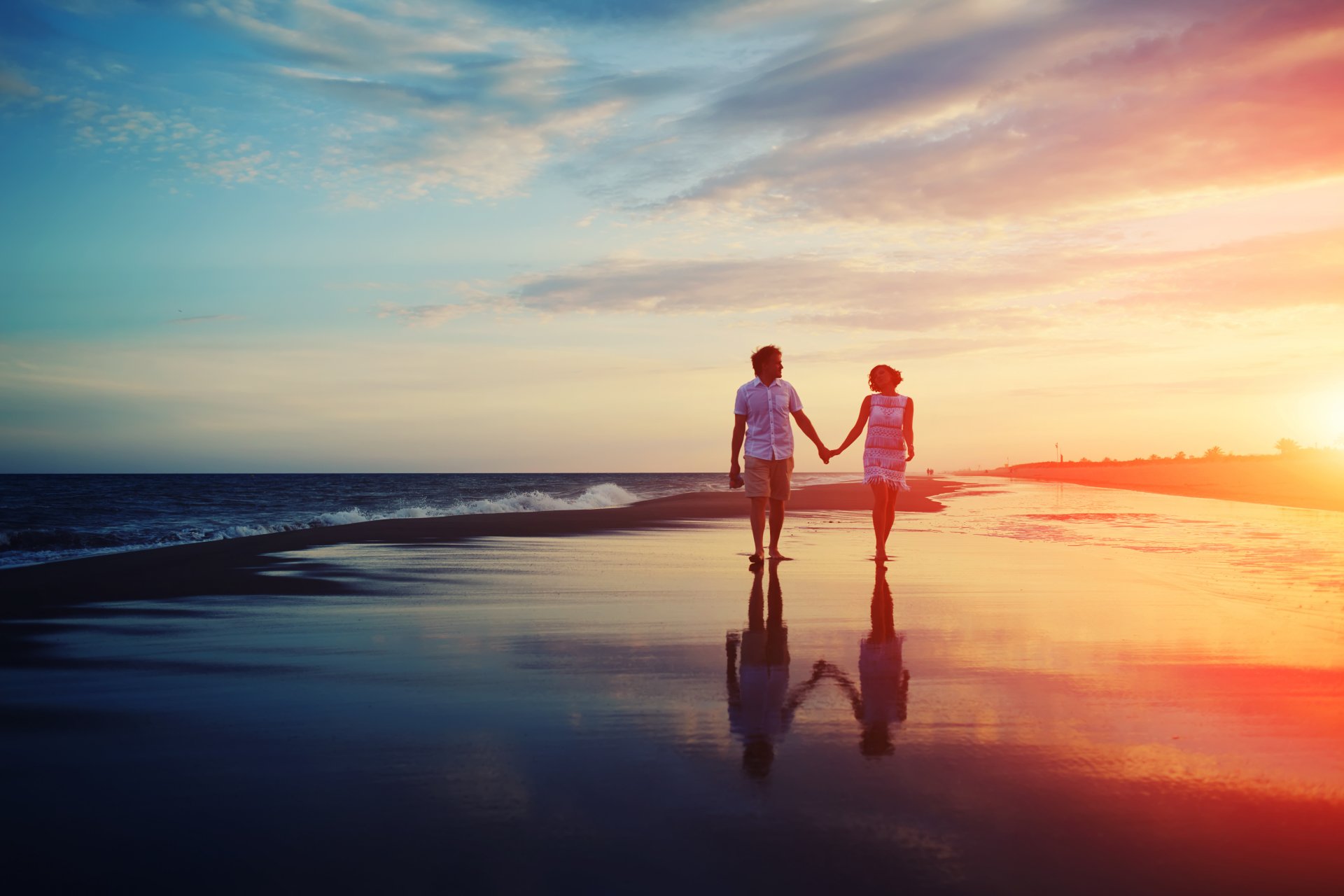 unset love sea embankment relationship the pair