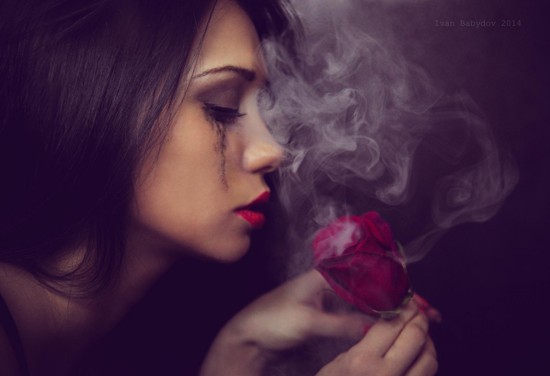 babydov ivan fotografo ira mascara fumo rosa tristezza