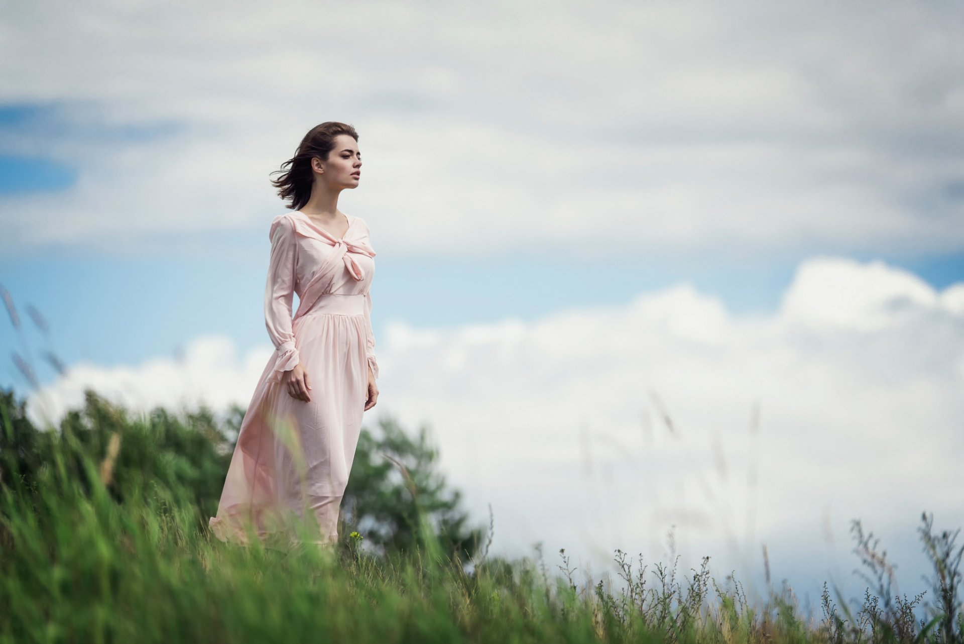 via col vento lydia savoderova lydia savodyorova campo vento cielo maxim guselnikov