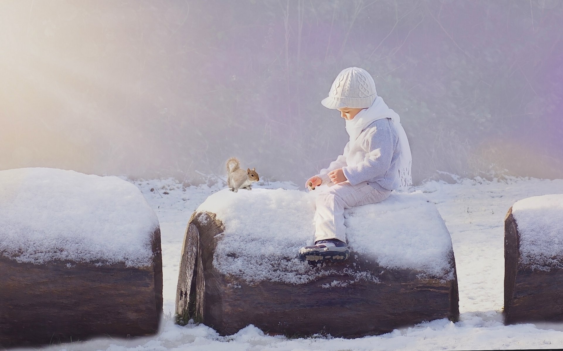 ragazzo scoiattolo inverno neve