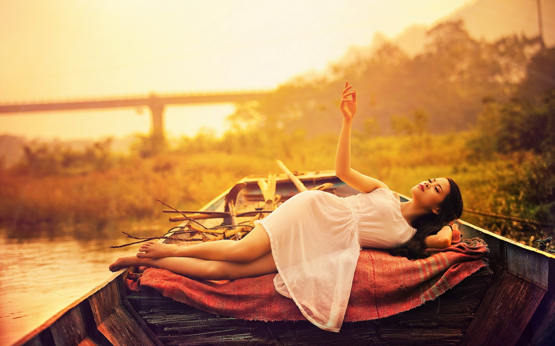 girl asian boat