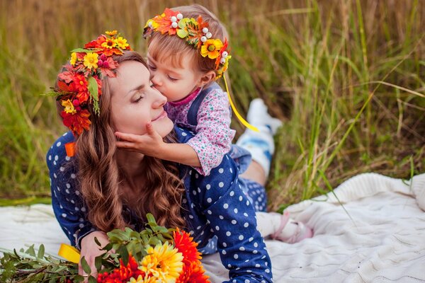 Mutterliebe. Mutter über Baby