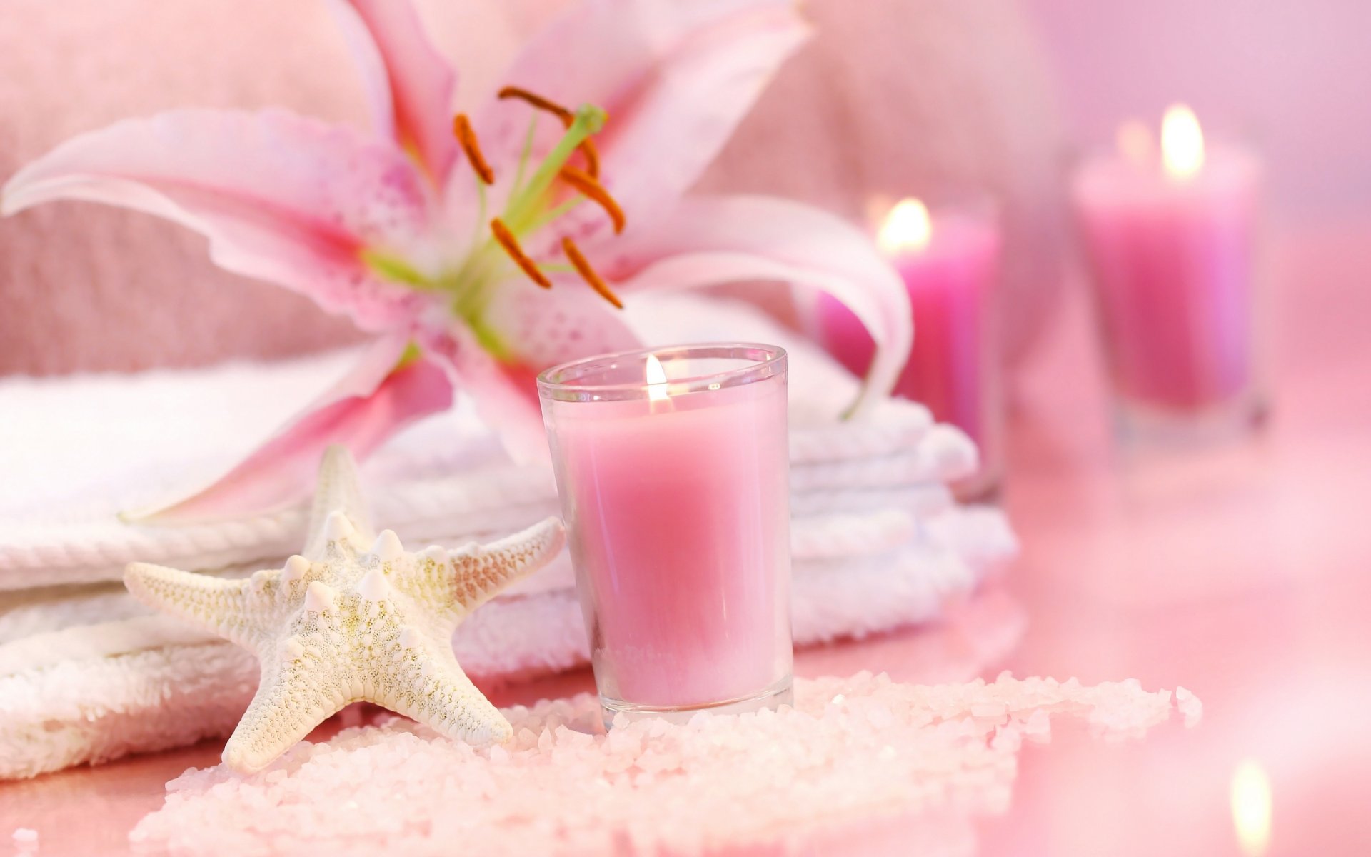 concorso di spirito spa fiori giglio rosa candele mare stelle sale cristalli asciugamano umore delicato rosa candela fiamma stella marina