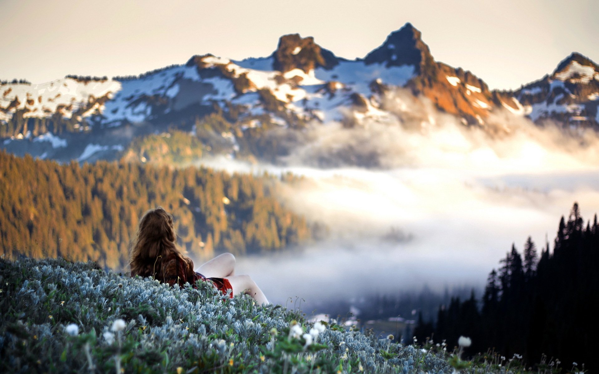 mädchen berge morgen stimmung