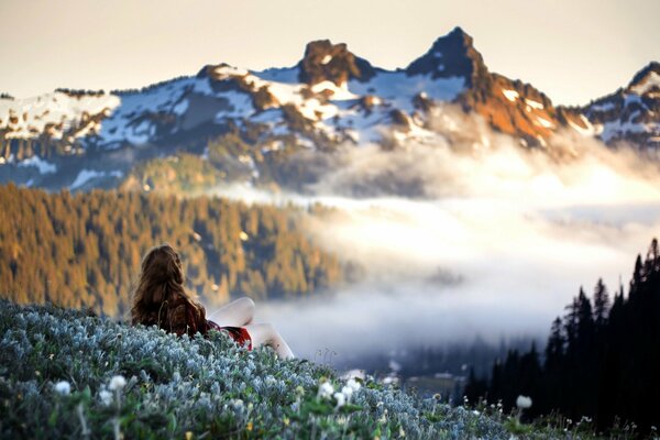 Morgenspaziergang in den Bergen