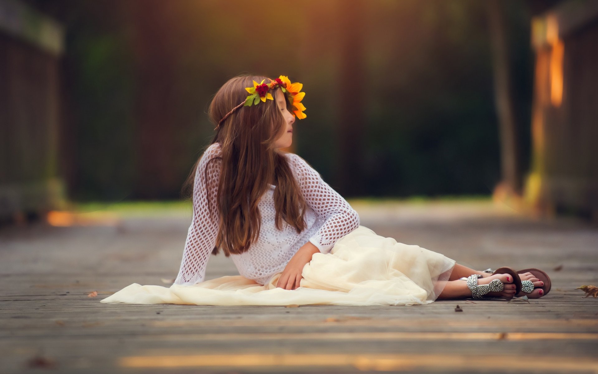 ragazza umore bambino corona fiori