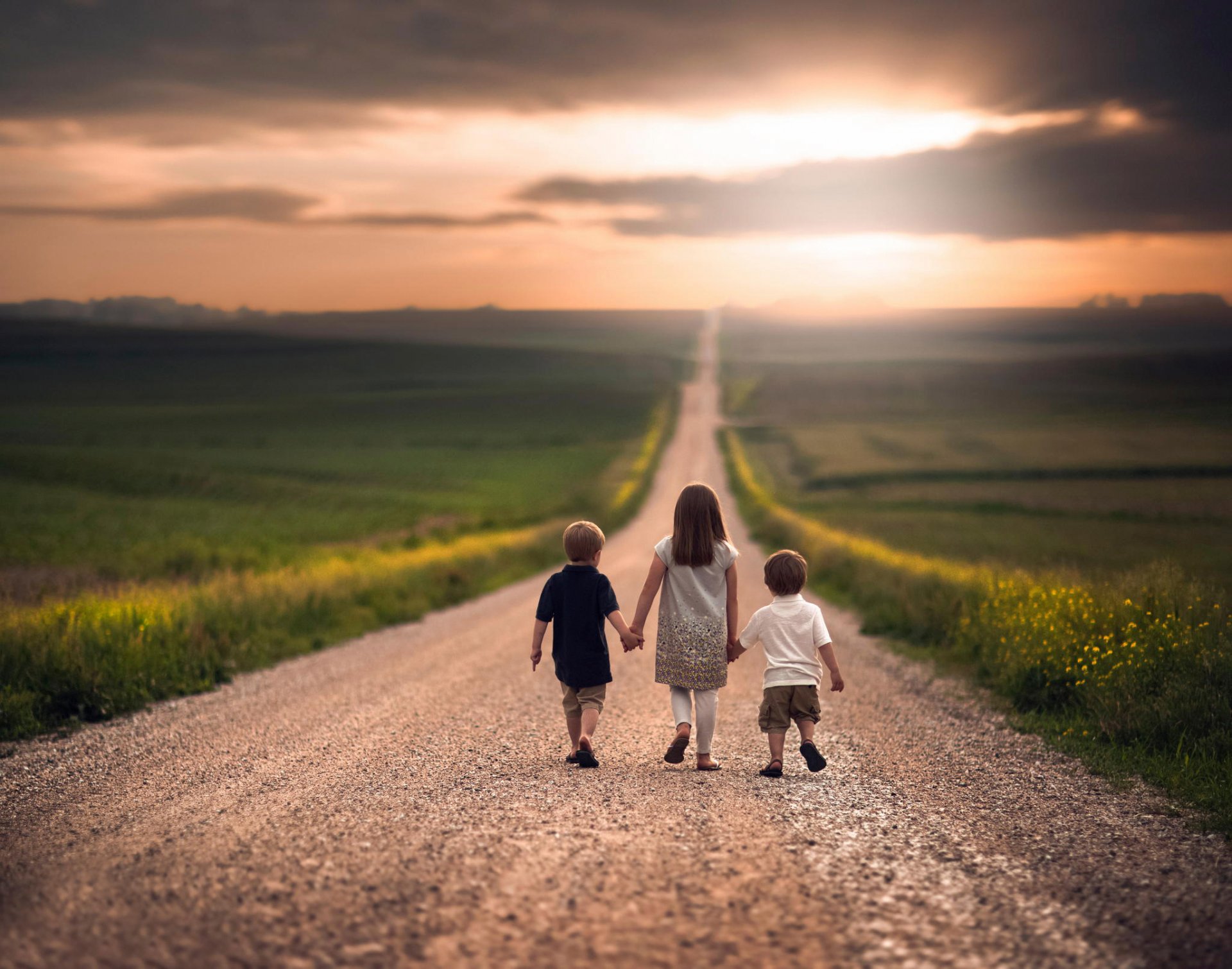 bambini ragazza ragazzi strada spazio percorso