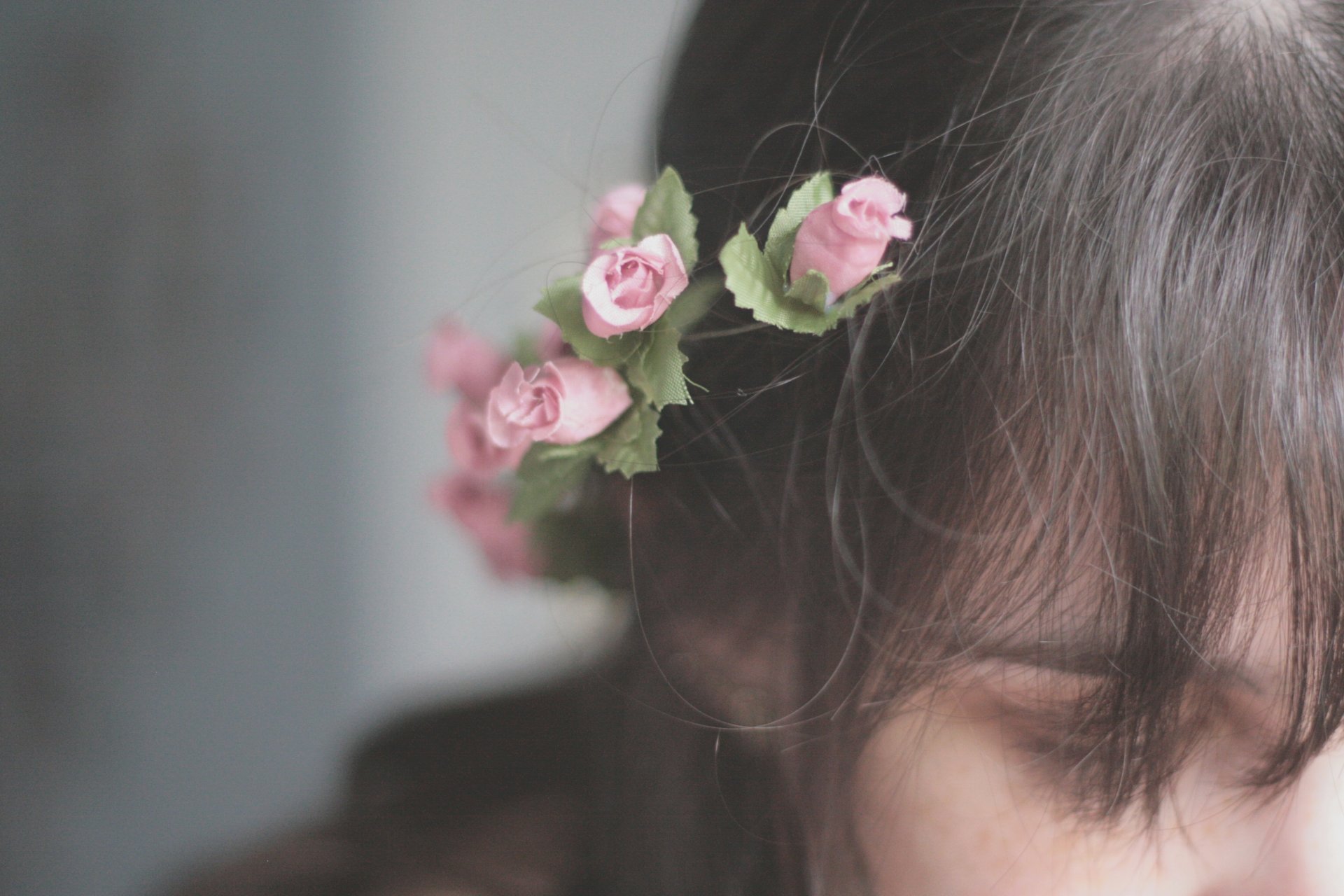 girl flower hair mood