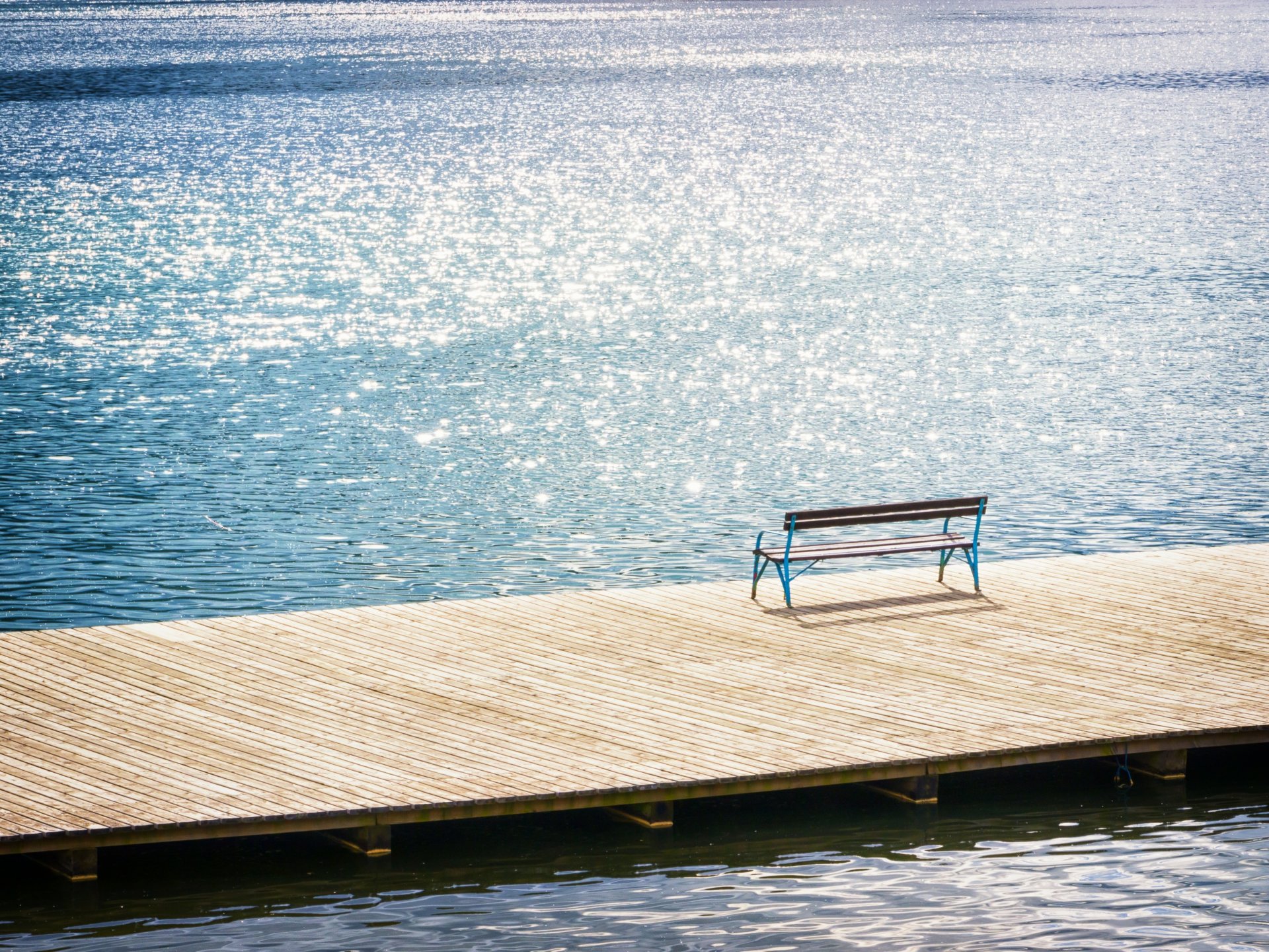 stimmung bank meer fluss wasser wellen blendung sonne ruhe abgeschiedenheit stille entspannung hintergrund tapete widescreen vollbild widescreen stand reflexionen privatsphäre frieden entspannung