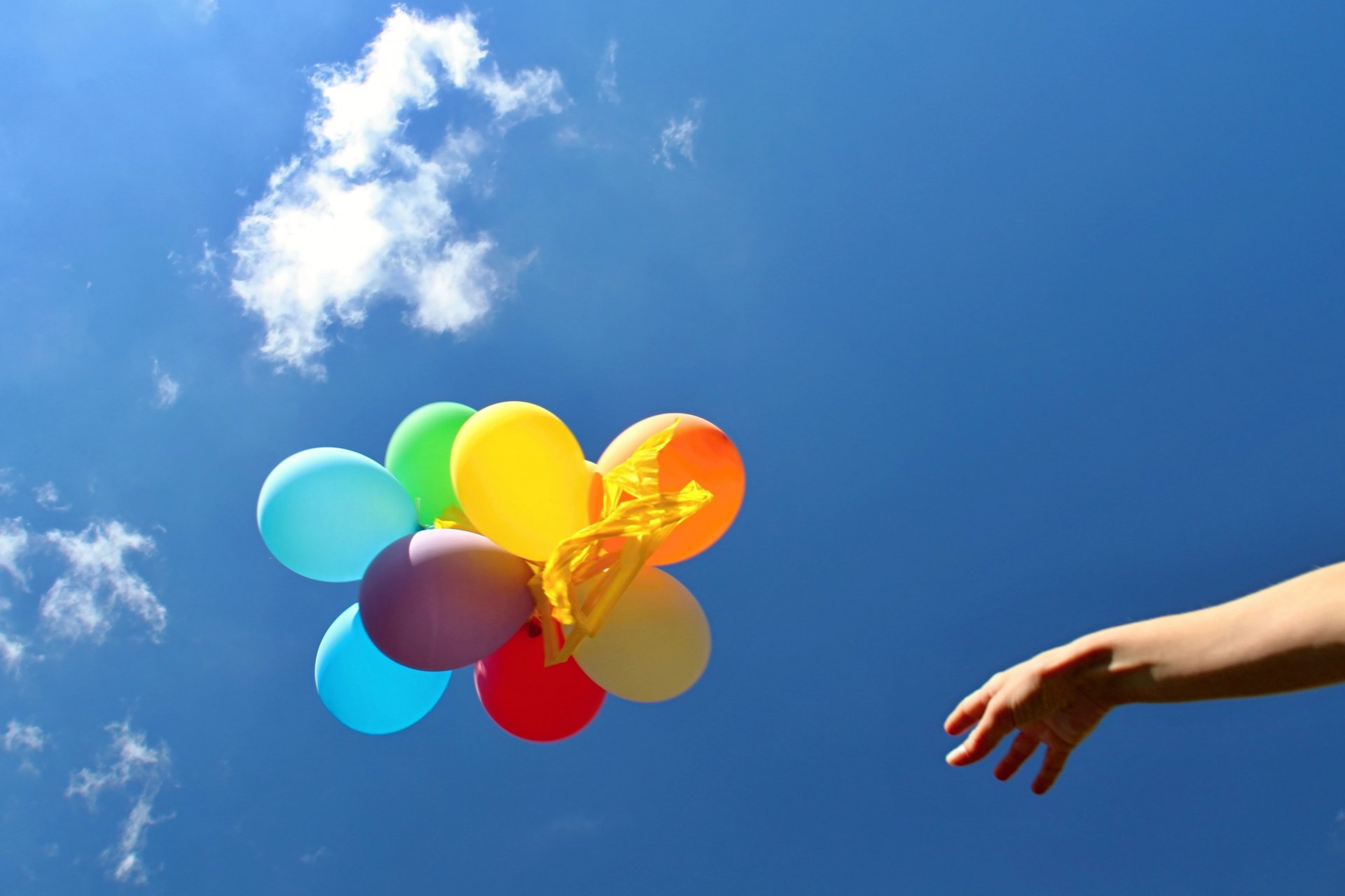 mood balloon balloons balloons balloons colored bright man hand sky background wallpaper widescreen fullscreen widescreen widescreen