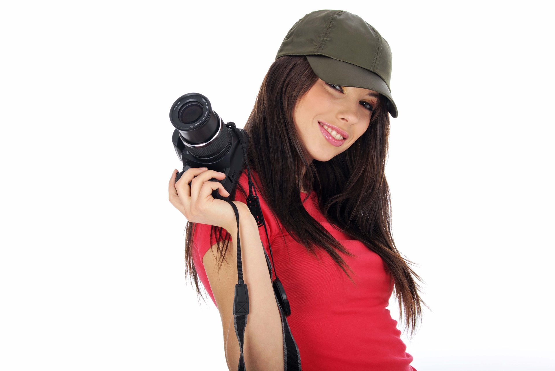 humeur fille belle dans casquette avec appareil photo paparazzi sourire affectueux regard