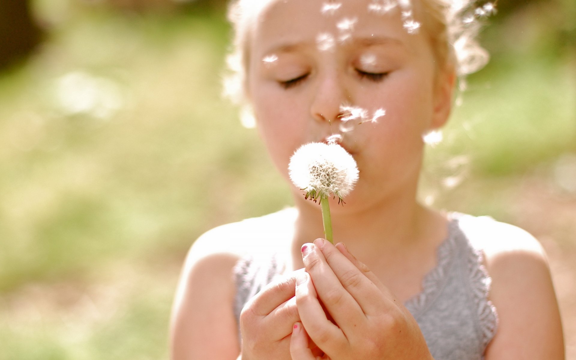 girl dandelion mood