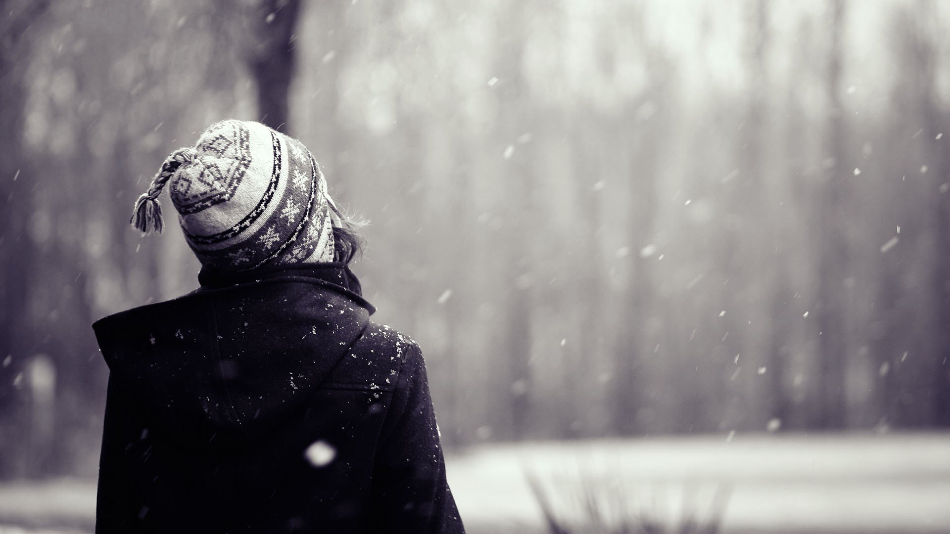 mood girl . winter snow hat hair background wallpaper