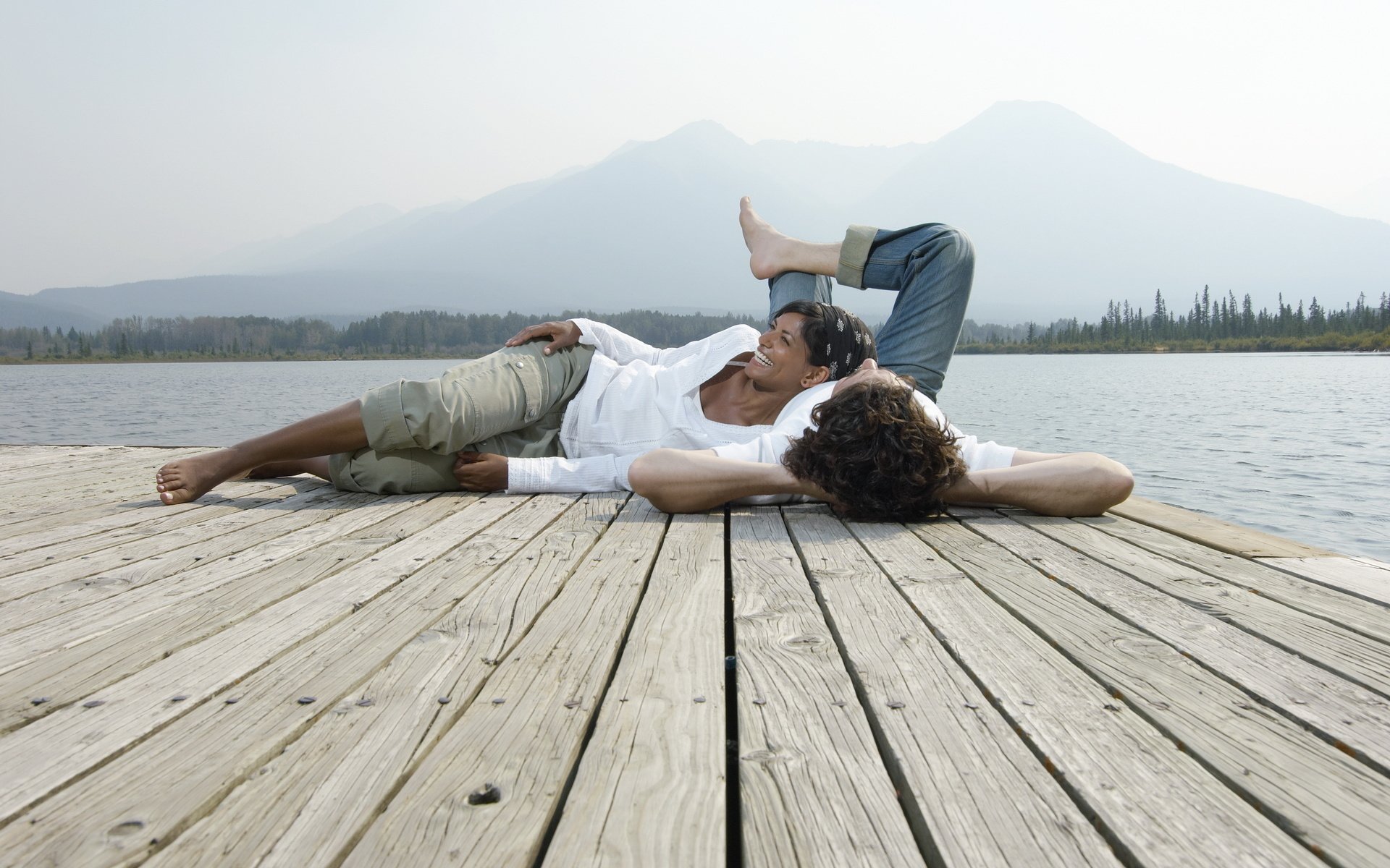 coppia riva due umore acqua relax montagna natura lago