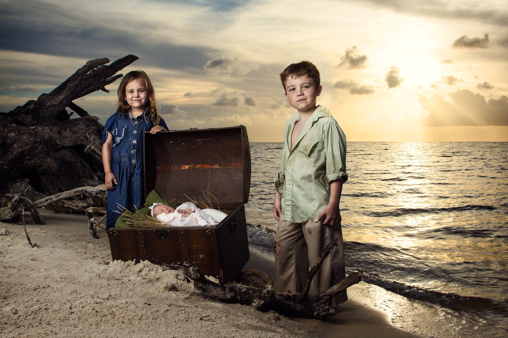 niños mar noche puesta en escena estado de ánimo