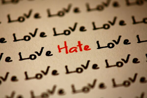 Inscriptions love and hate