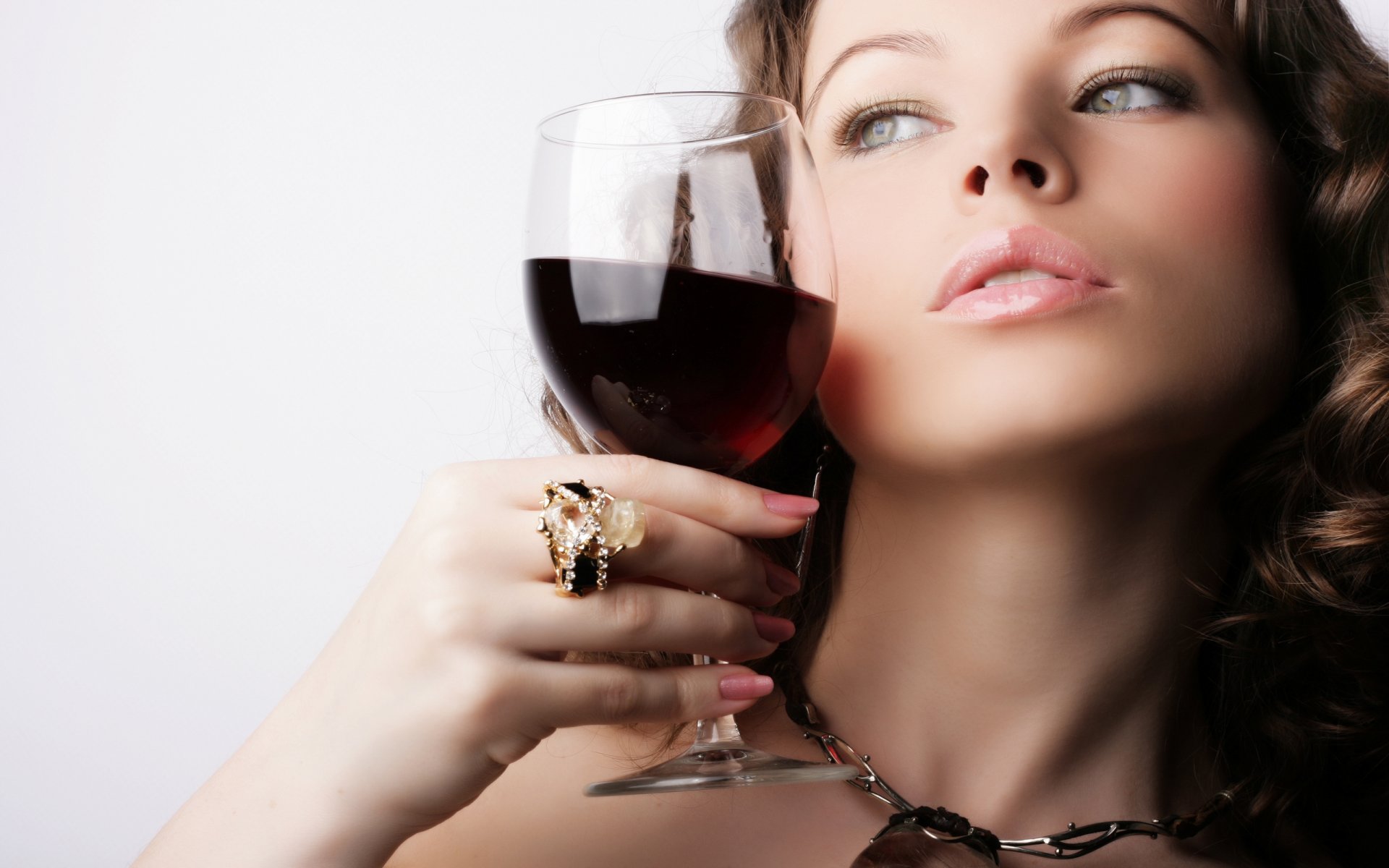 ragazza bicchiere vino