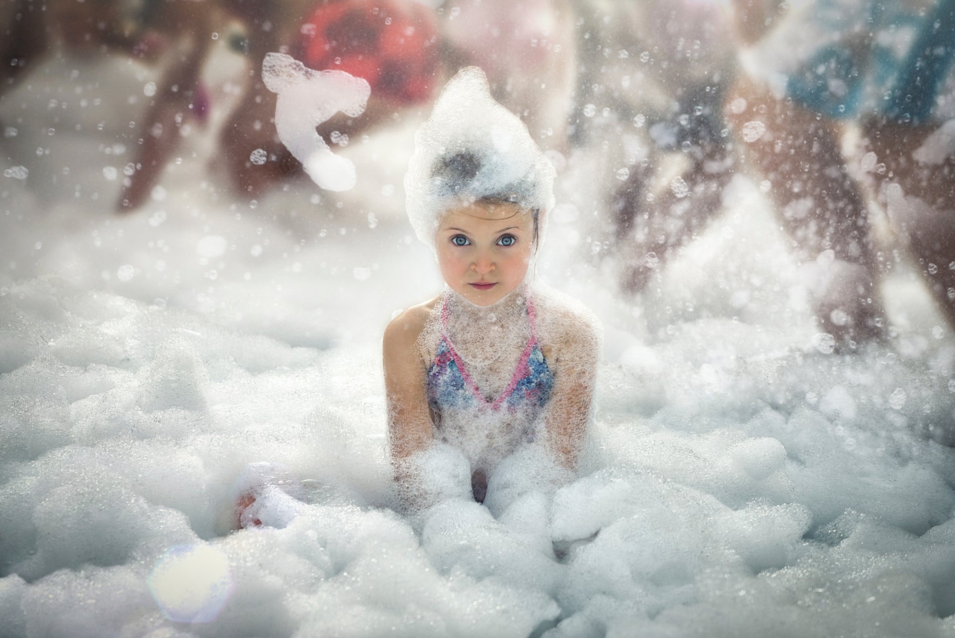 ragazza bagno schiuma