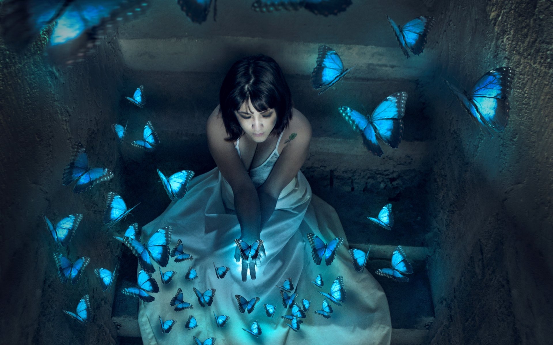 girl butterfly background