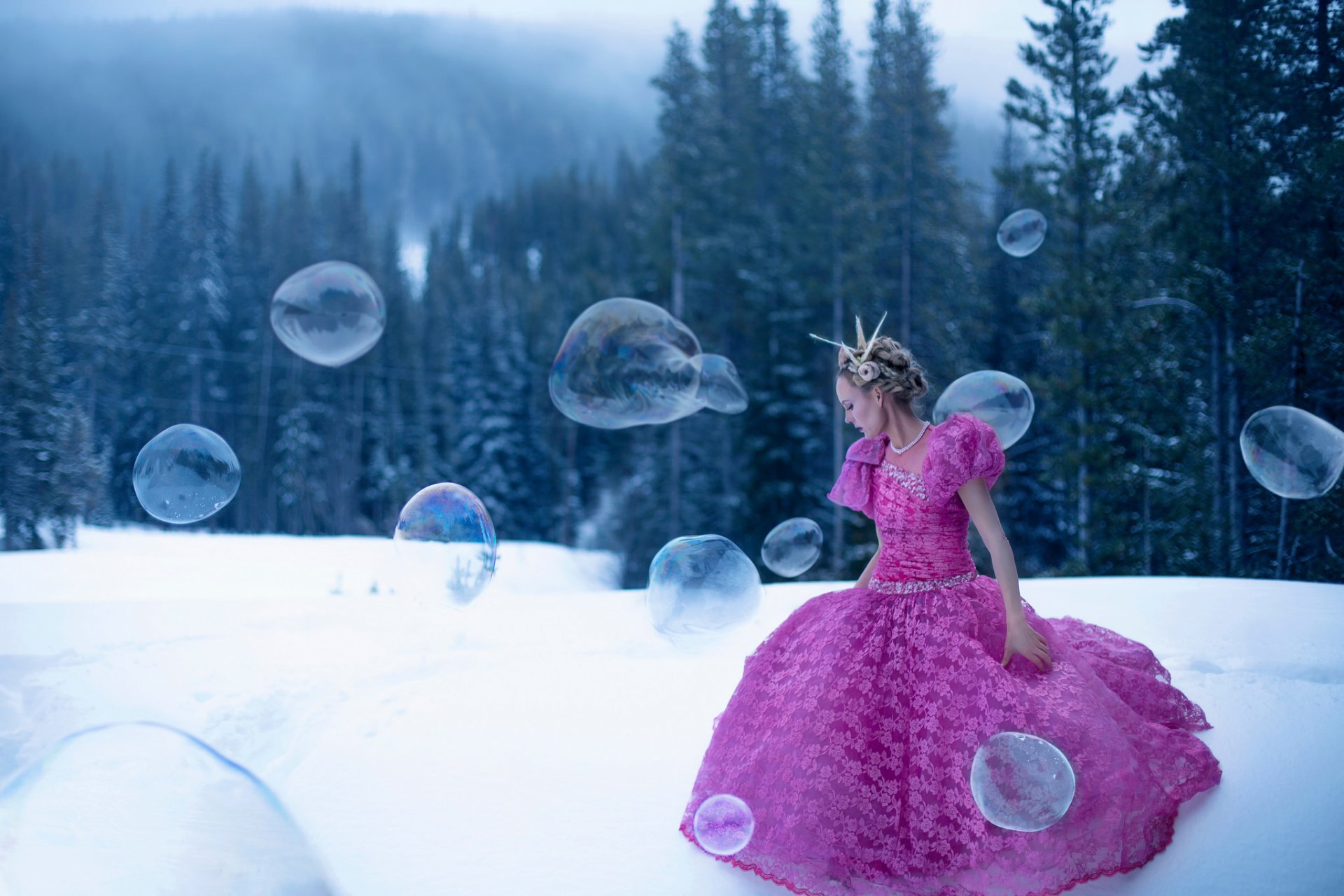 lichon ragazza vestito neve foresta bolle di sapone