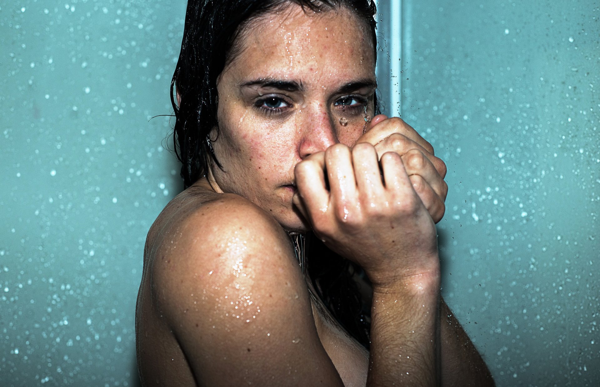 blick sommersprossen tropfen mädchen nass dusche