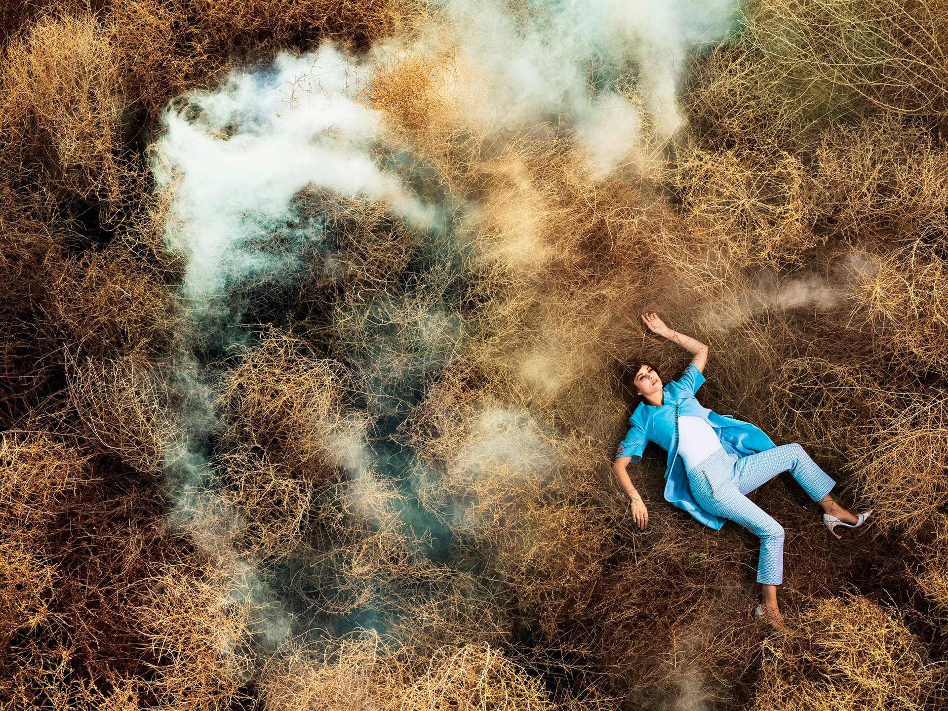 marion cotillard grass smoke madame figaro