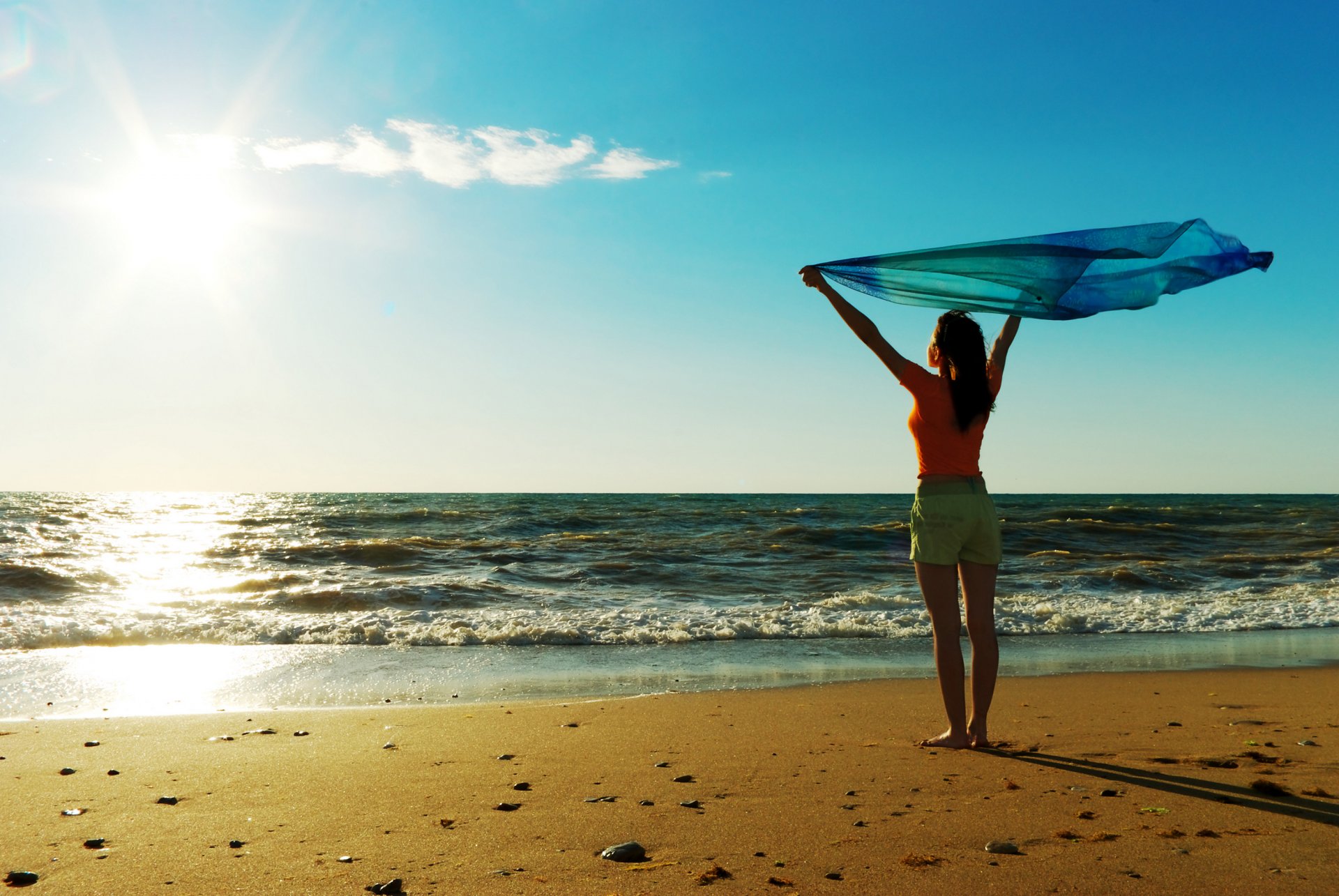 stimmung freiheit freude weiblich strand sand wasser meer sonne ozean